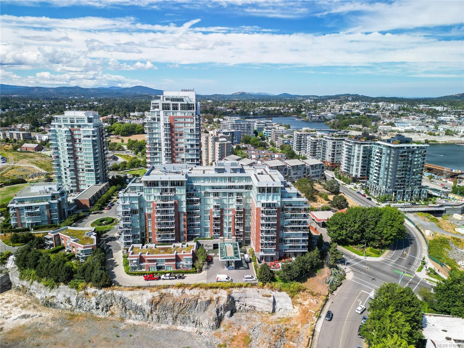 205-100 Saghalie Rd, Victoria, BC - Outdoor With View