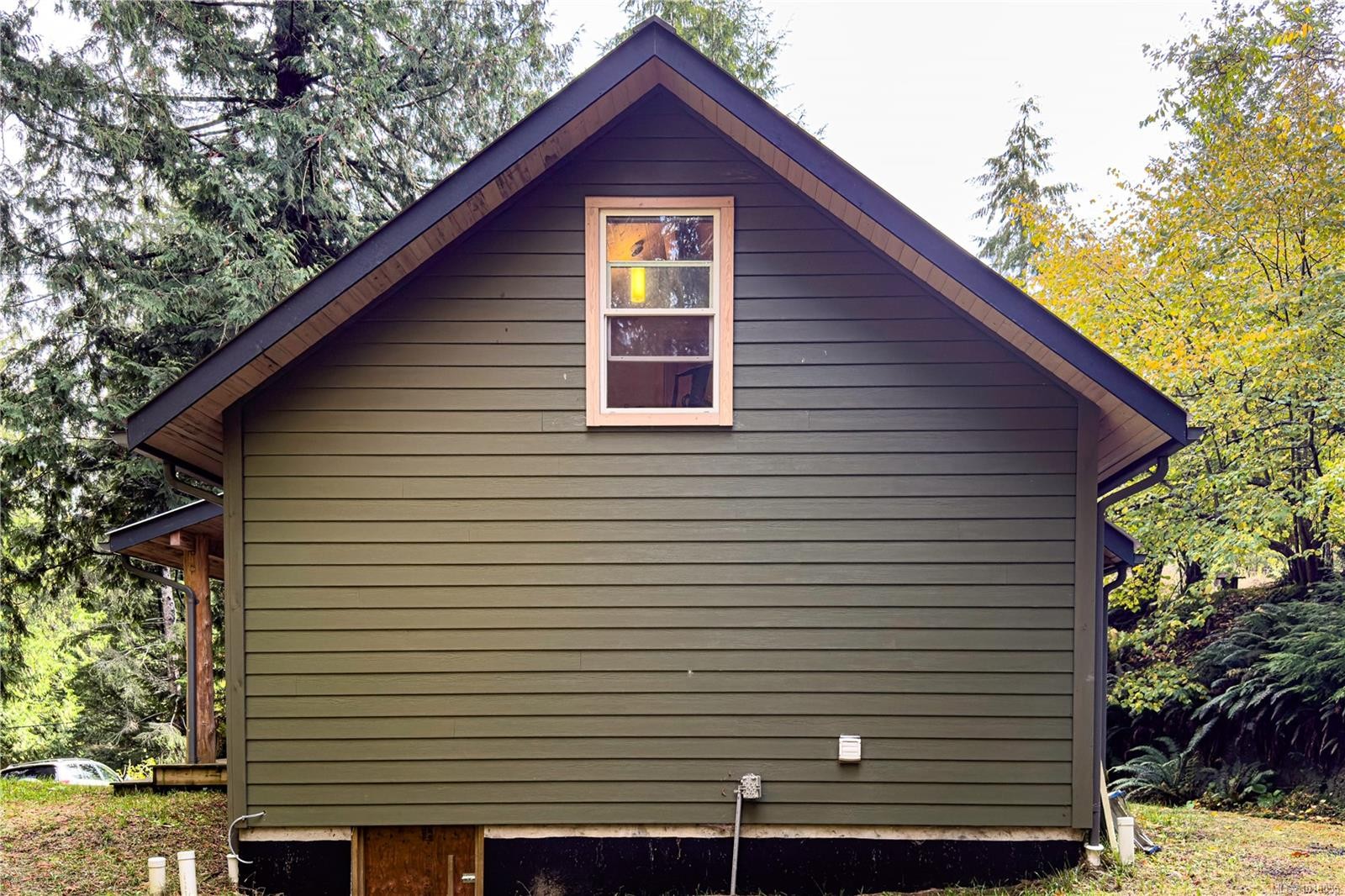 403 Whaletown Rd, Cortes Island, BC