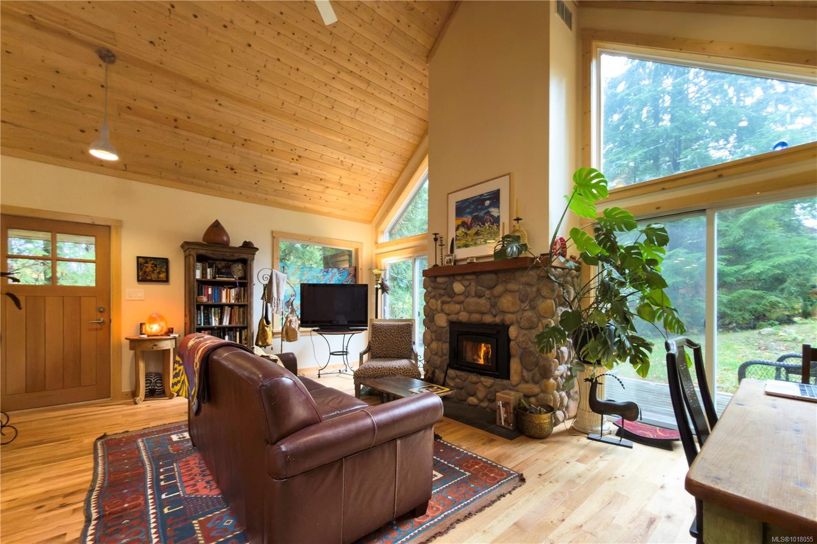 403 Whaletown Rd, Cortes Island, BC