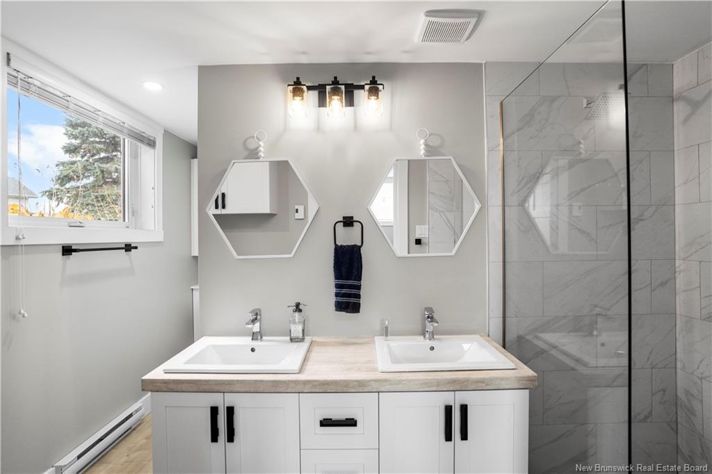 125 Roche, Bathurst, NB