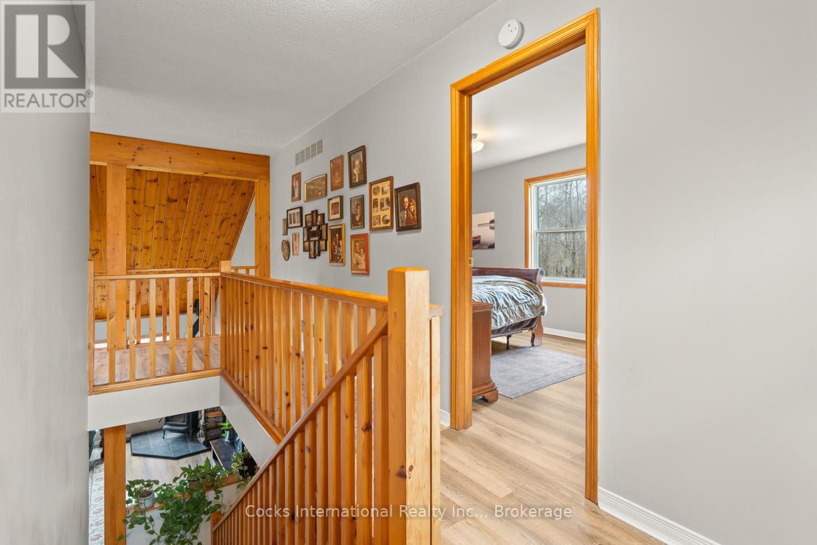 621 Chapman Strong Road, Strong, ON - Indoor Photo Showing Other Room