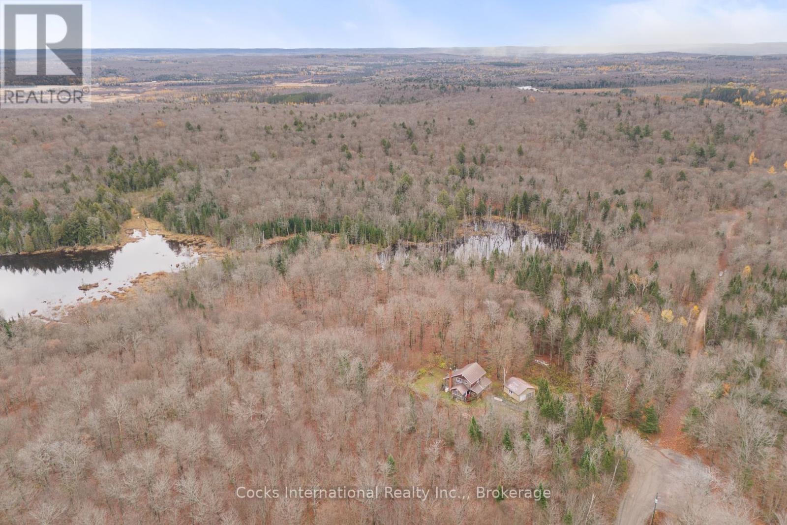 621 Chapman Strong Road, Strong, ON - Outdoor With View