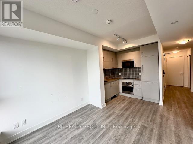 1017 - 56 Andre De Grasse Street, Markham, ON - Indoor Photo Showing Kitchen