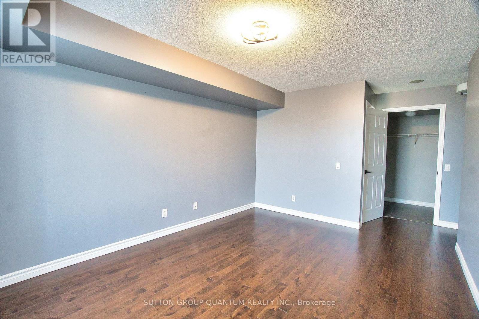716 - 25 Kingsbridge Garden Circle, Mississauga, ON - Indoor Photo Showing Other Room