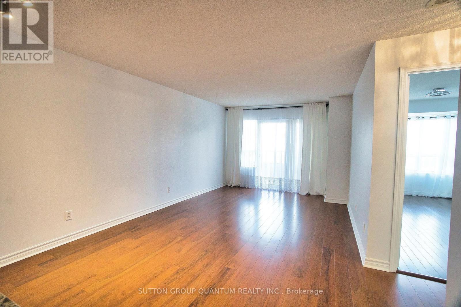 716 - 25 Kingsbridge Garden Circle, Mississauga, ON - Indoor Photo Showing Other Room