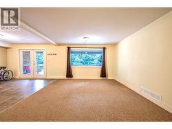 extra space / possible in law suite w/ separate entrance -