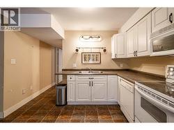 extra summer Kitchen -