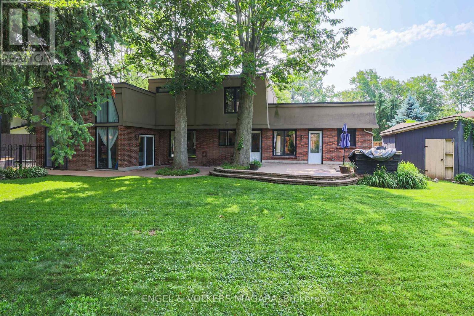 2459 Noella Crescent, Niagara Falls (Casey), ON - Outdoor With Deck Patio Veranda