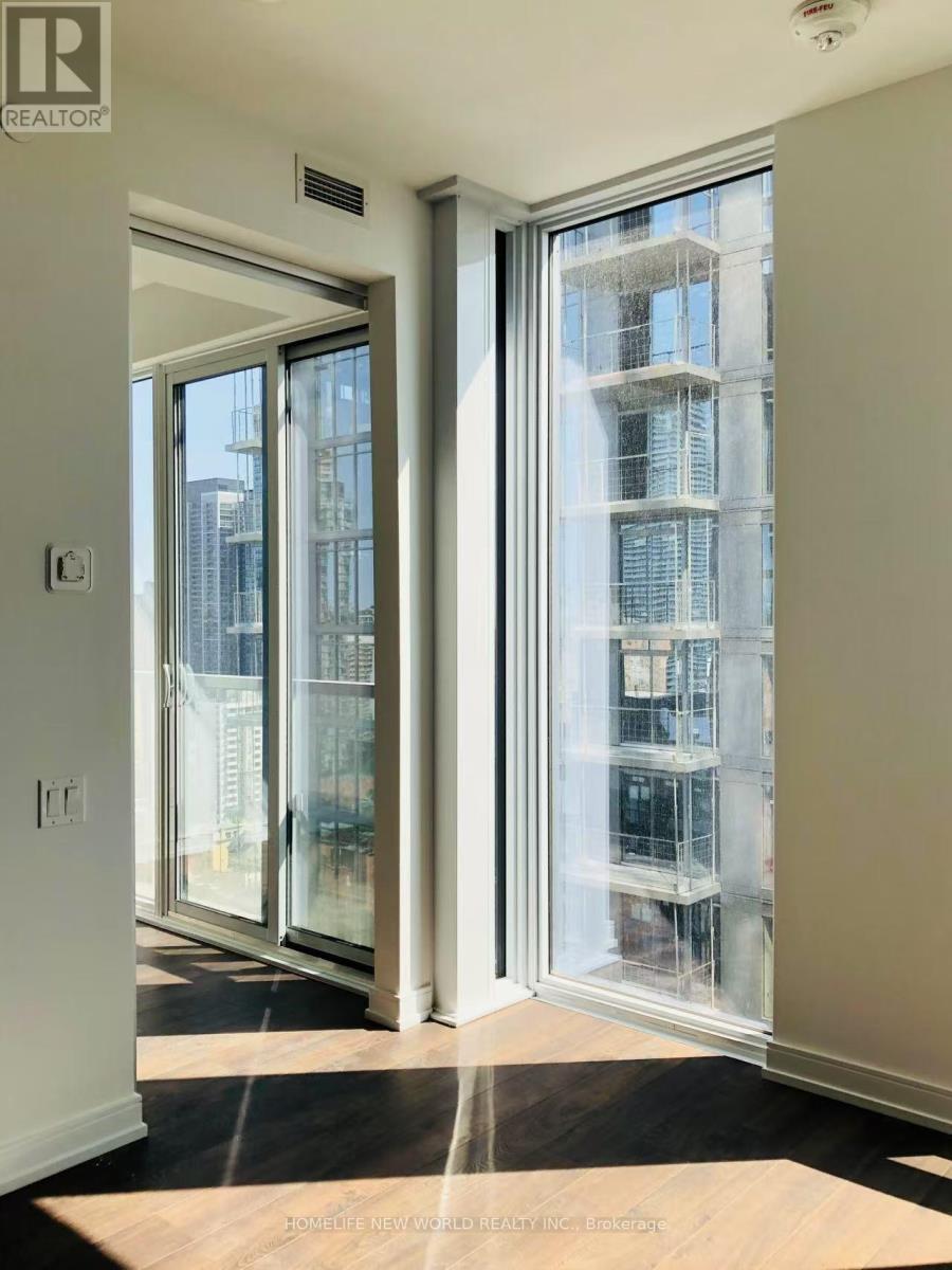 2605 - 28 Wellesley Street E, Toronto, ON - Indoor Photo Showing Other Room