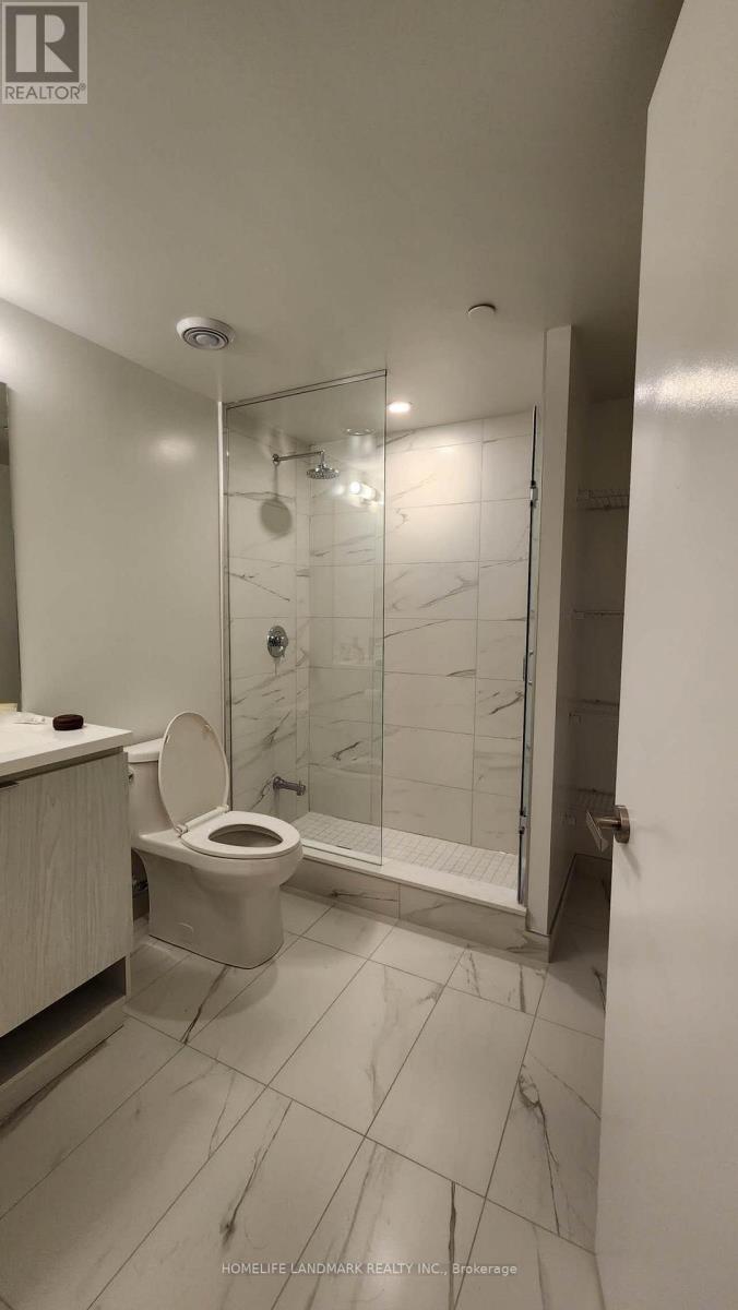 3910 - 55 Cooper Street, Toronto, ON - Indoor Photo Showing Bathroom