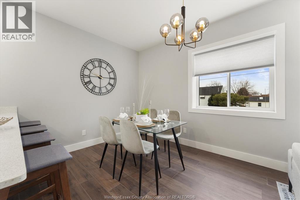 120 Centre Street Unit# 2B, Essex, ON - Indoor Photo Showing Dining Room
