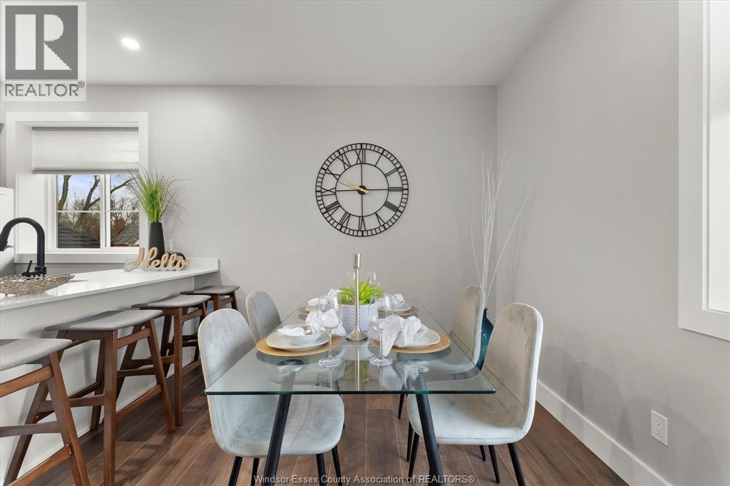 120 Centre Street Unit# 2B, Essex, ON - Indoor Photo Showing Dining Room