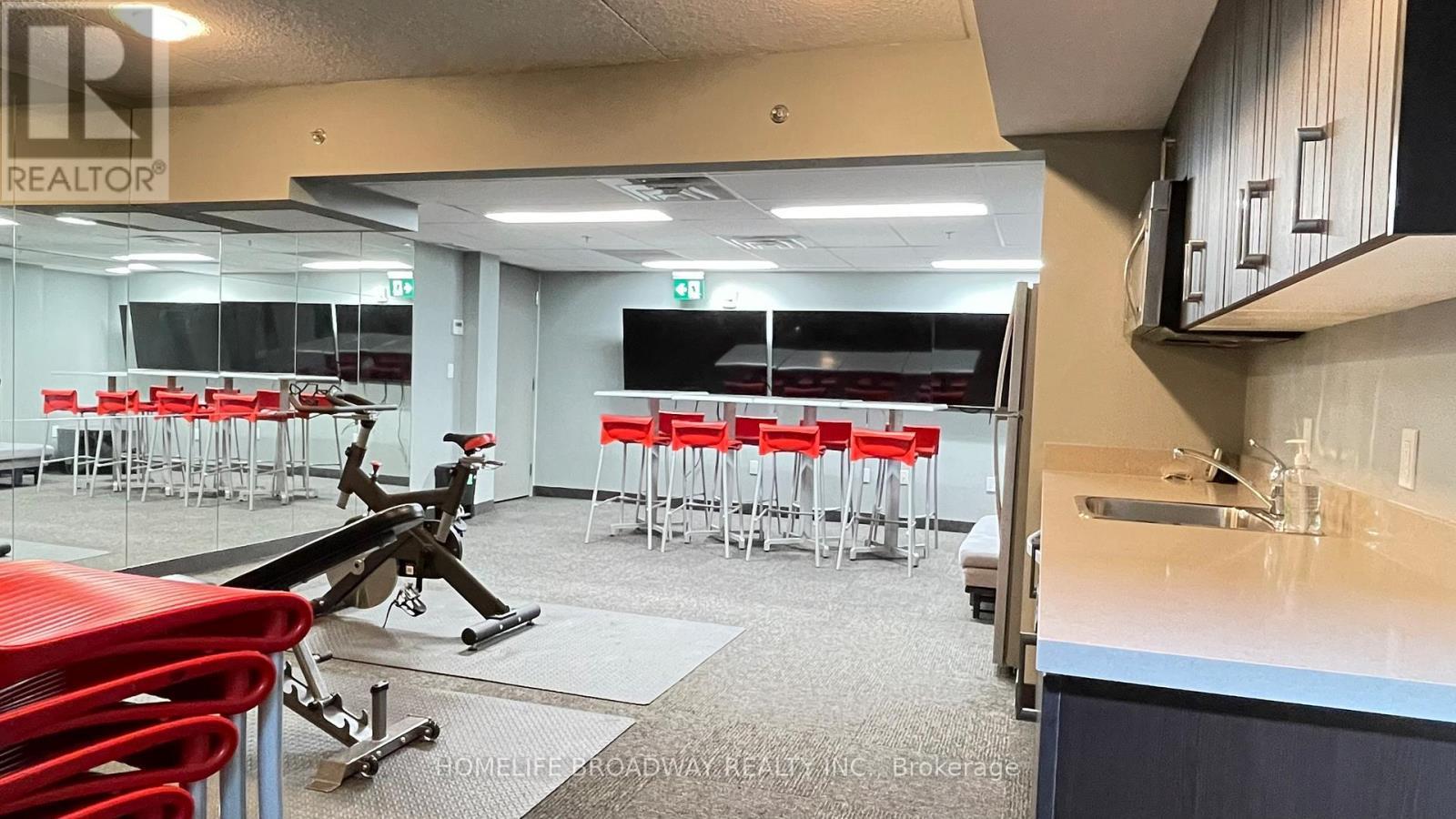 505 - 321 Spruce Street, Waterloo, ON - Indoor