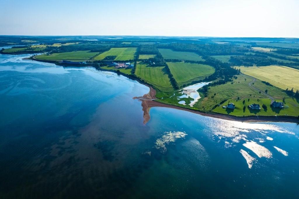 Route 20, Springbrook, PE