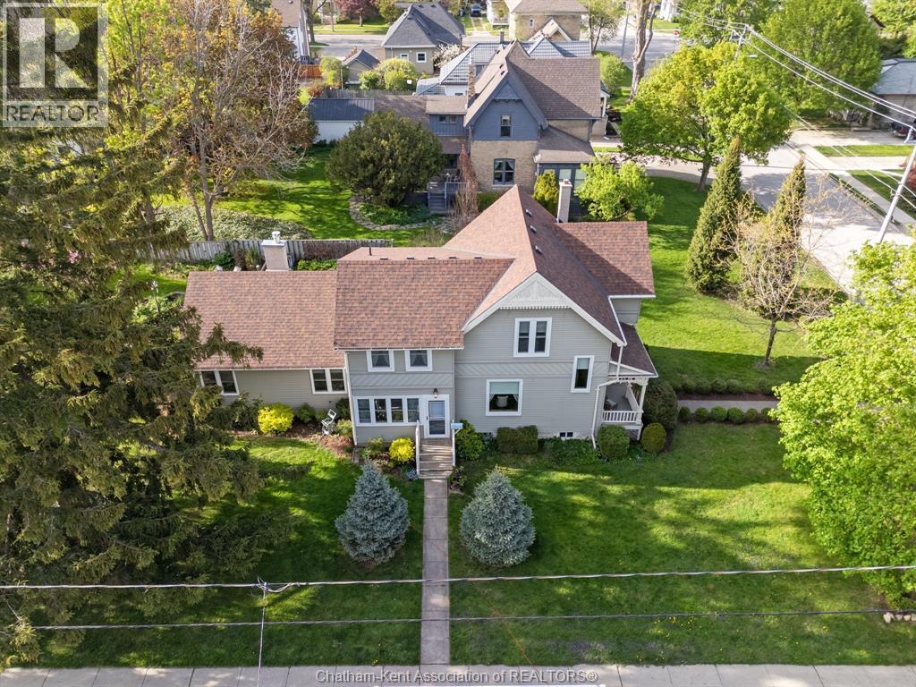 32 St Andrew Street South, St. Mary'S, ON - Outdoor