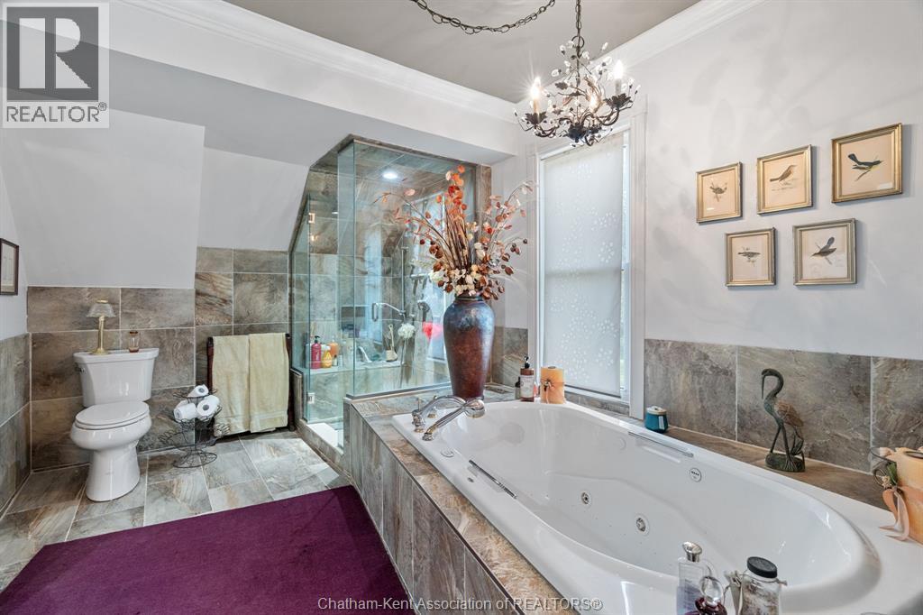 32 St Andrew Street South, St. Mary'S, ON - Indoor Photo Showing Bathroom