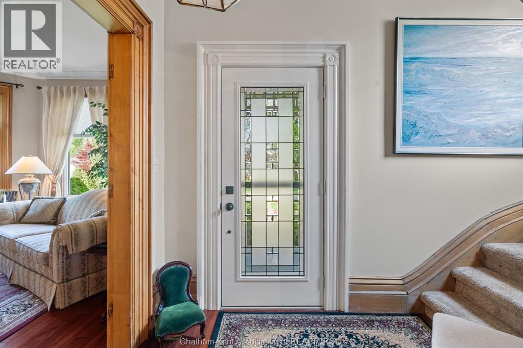 32 St Andrew Street South, St. Mary'S, ON - Indoor