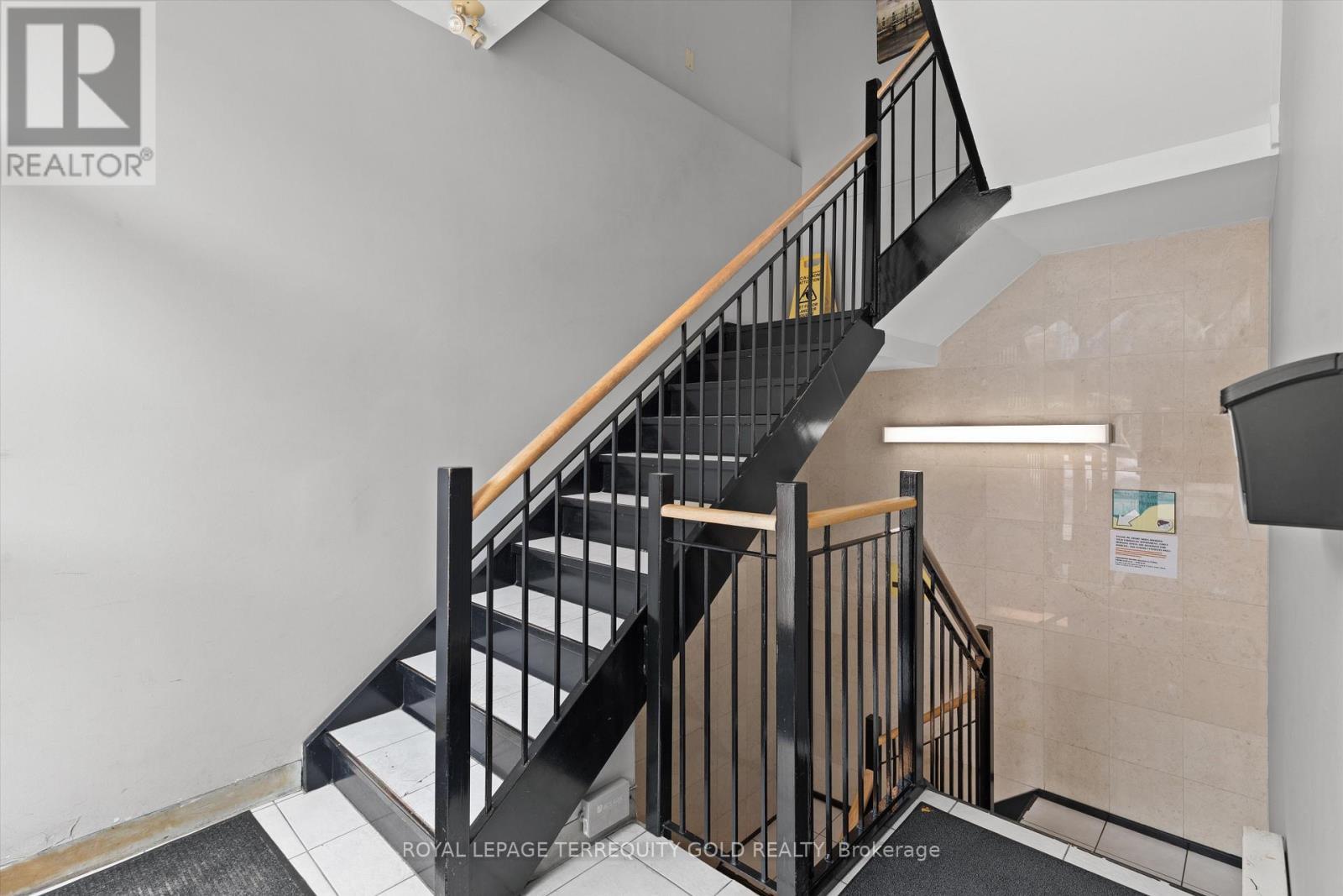 1662 & 1664 Dufferin Street, Toronto, ON