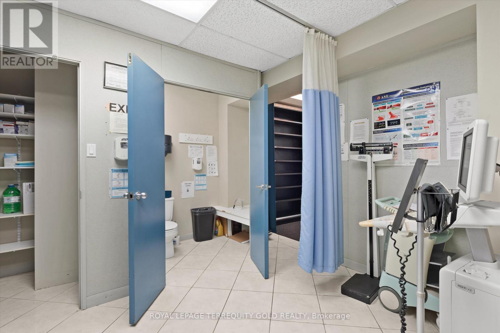 1662 & 1664 Dufferin Street, Toronto, ON