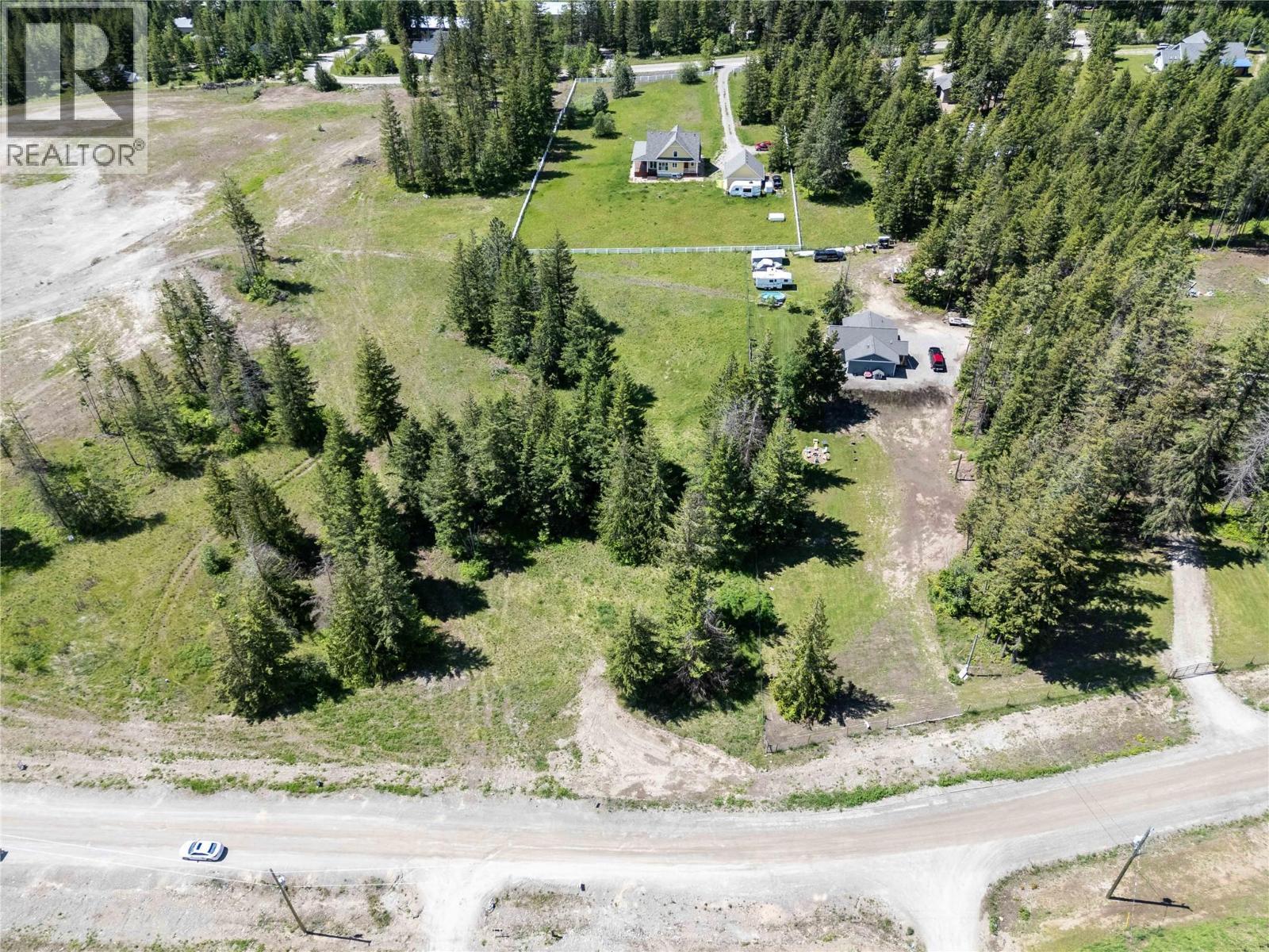 3690 Ford Road, Tappen, BC