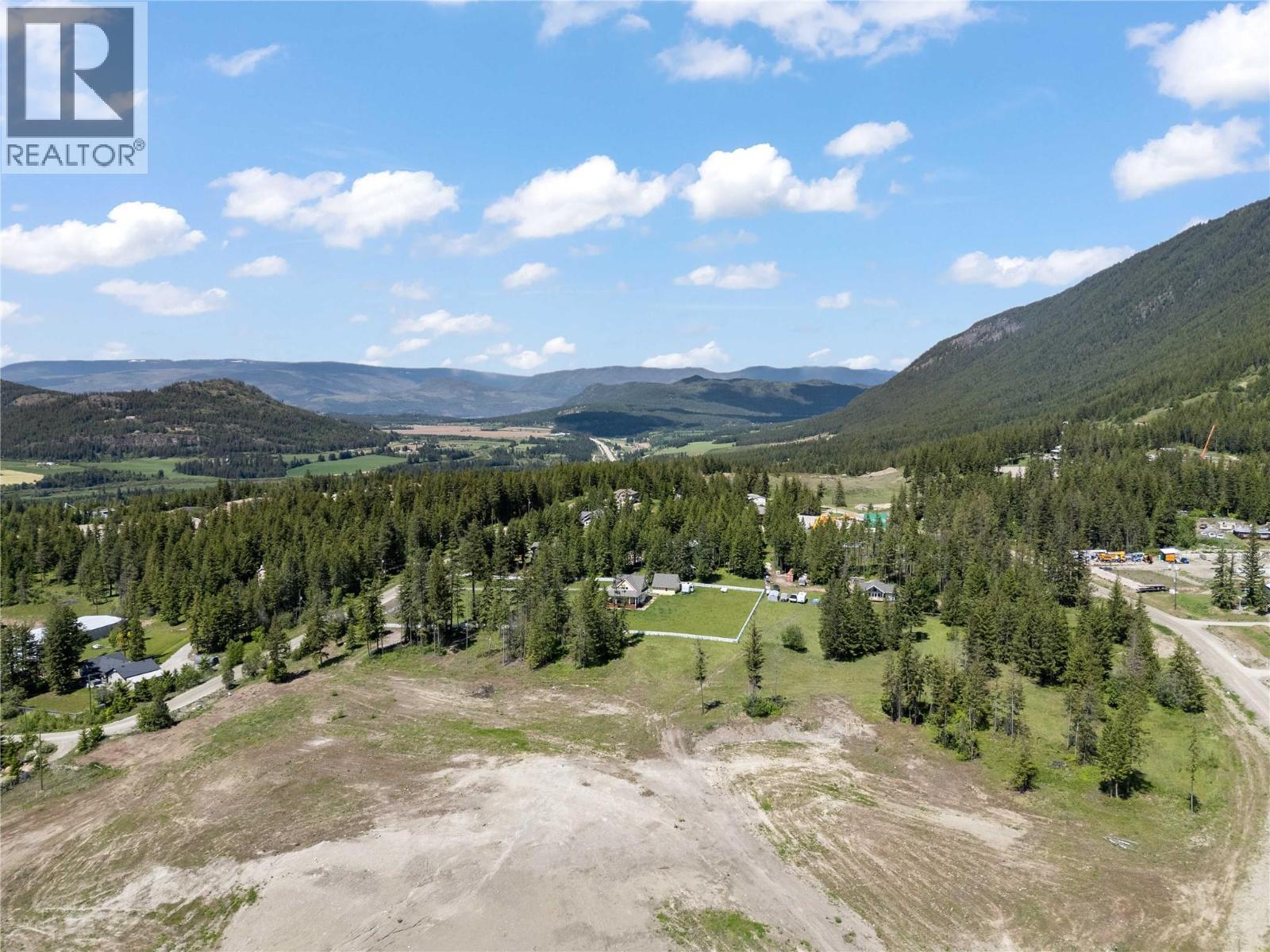 3690 Ford Road, Tappen, BC