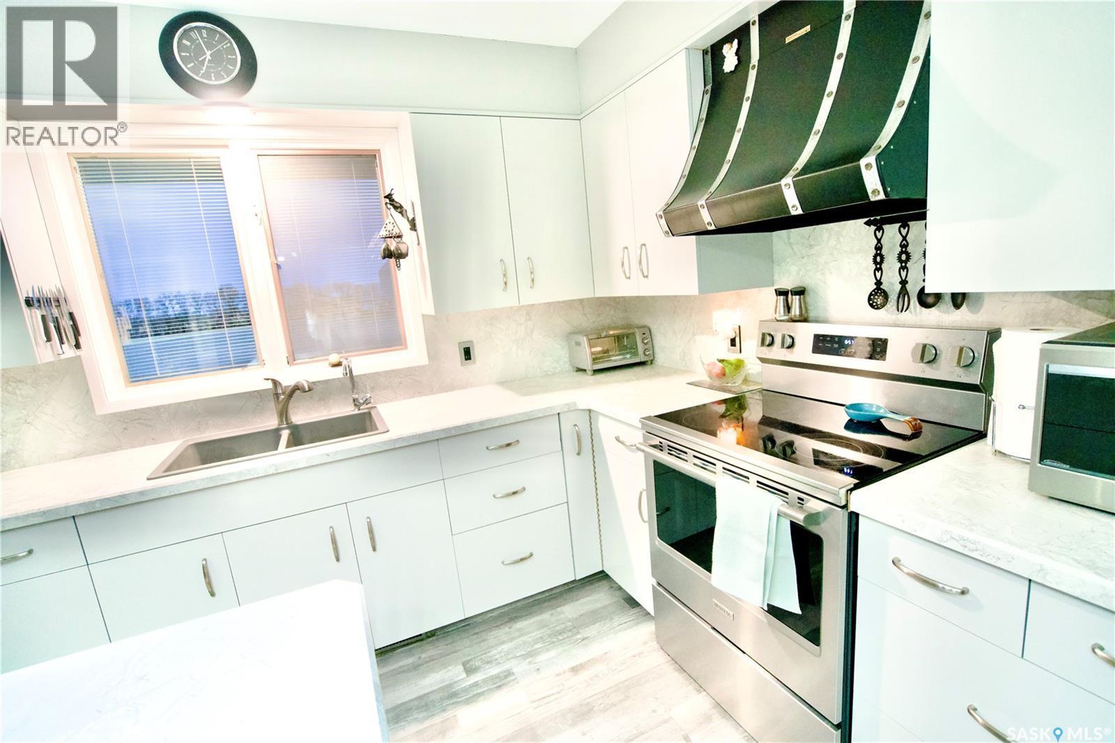 Wiseton Martin Acreage, Milden Rm No. 286, SK - Indoor Photo Showing Kitchen