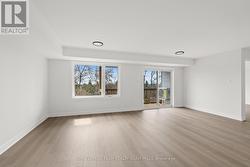 Please note photos are from a similar model -