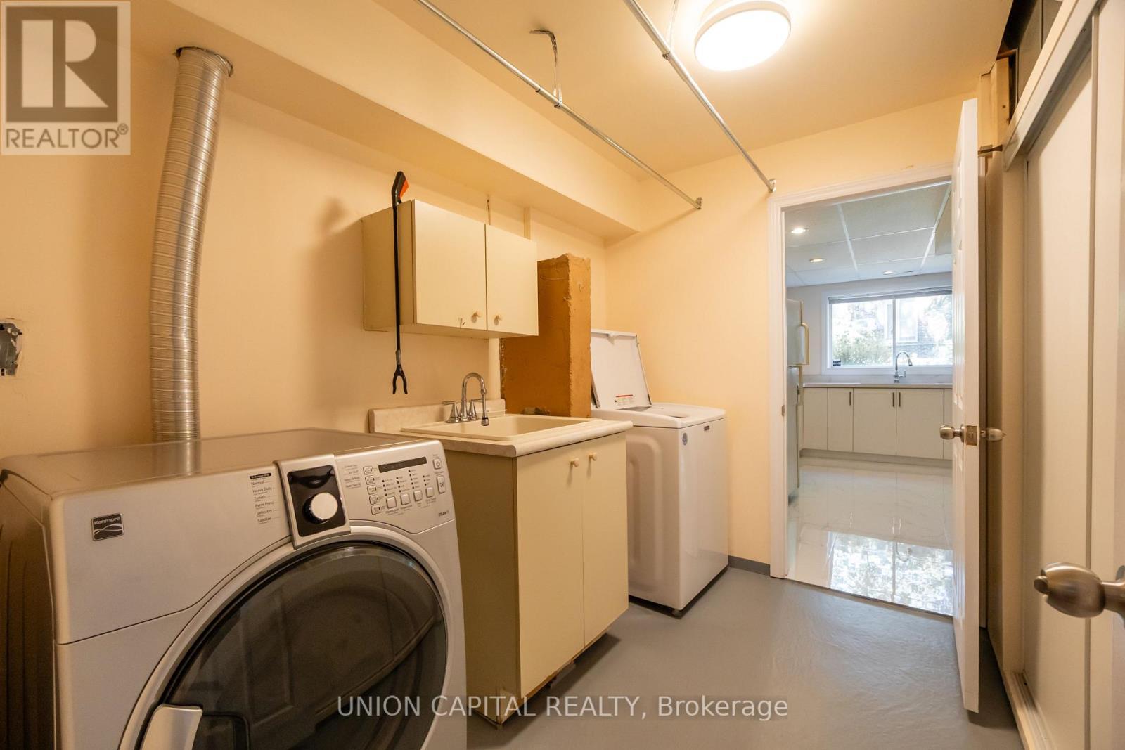 Lower - 18 Eton Street, Markham, ON - Indoor Photo Showing Laundry Room