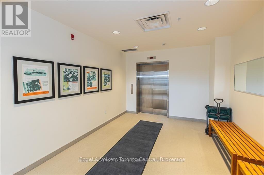 301 - 945 3Rd Avenue E, Owen Sound, ON - Indoor Photo Showing Other Room