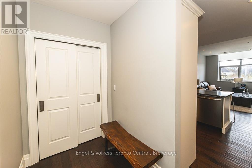 301 - 945 3Rd Avenue E, Owen Sound, ON - Indoor Photo Showing Other Room