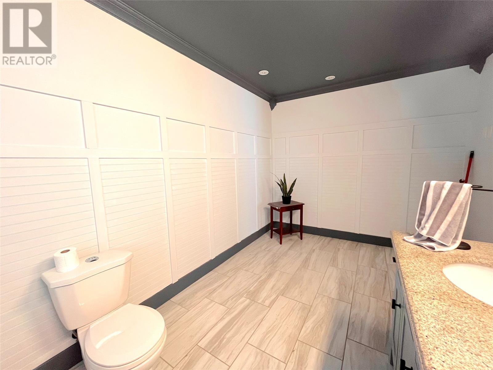 1249 Smith Sound Road, White Rock, NL - Indoor Photo Showing Bathroom