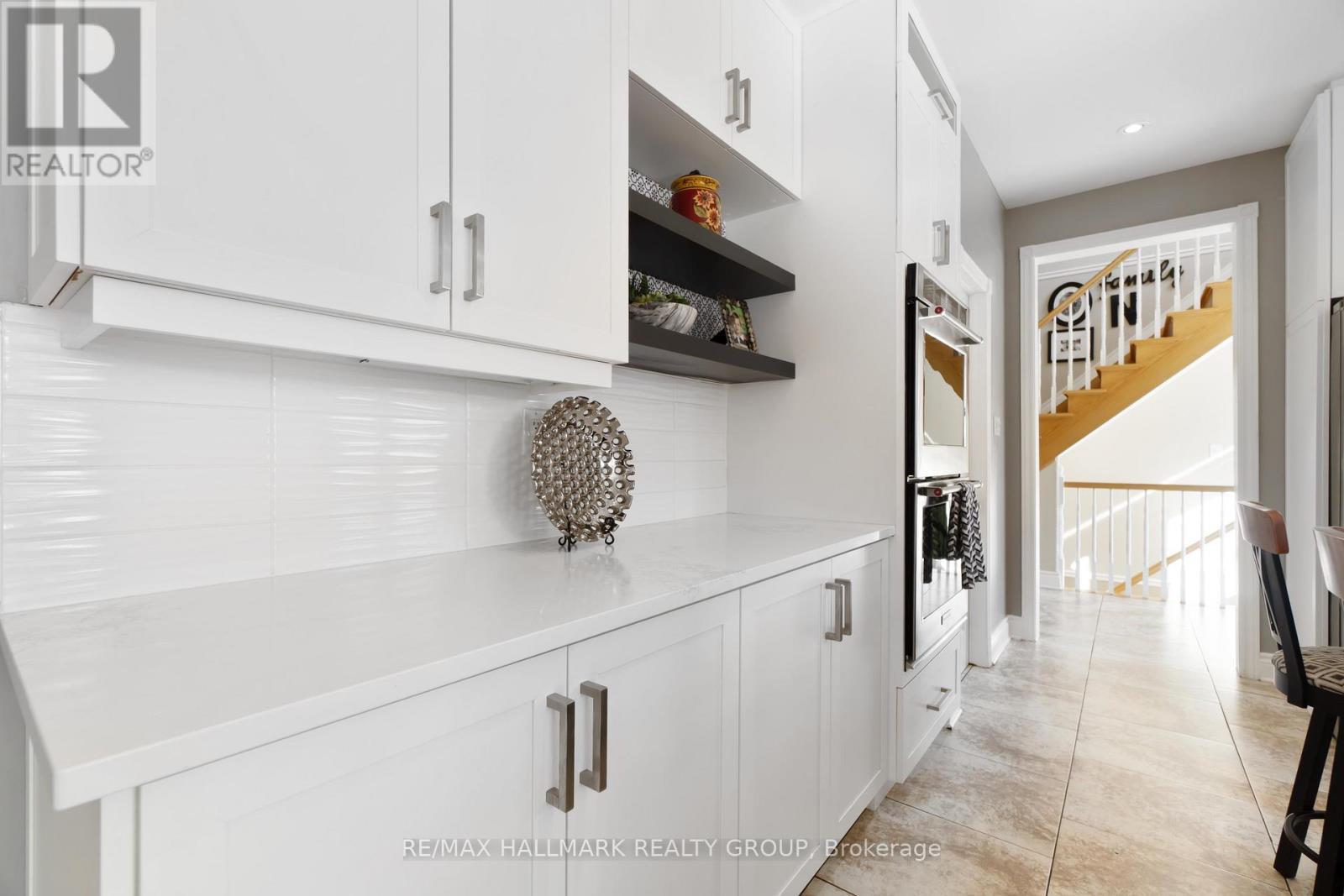 137 Goodman Drive, Ottawa, ON - Indoor