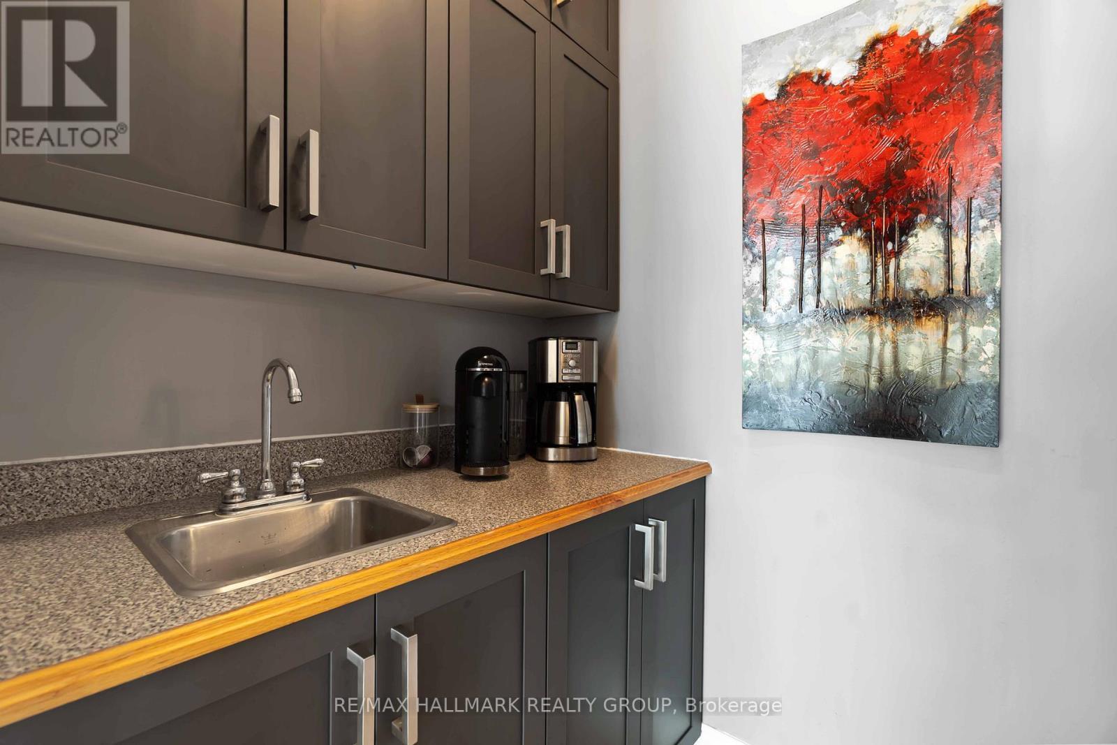 137 Goodman Drive, Ottawa, ON - Indoor