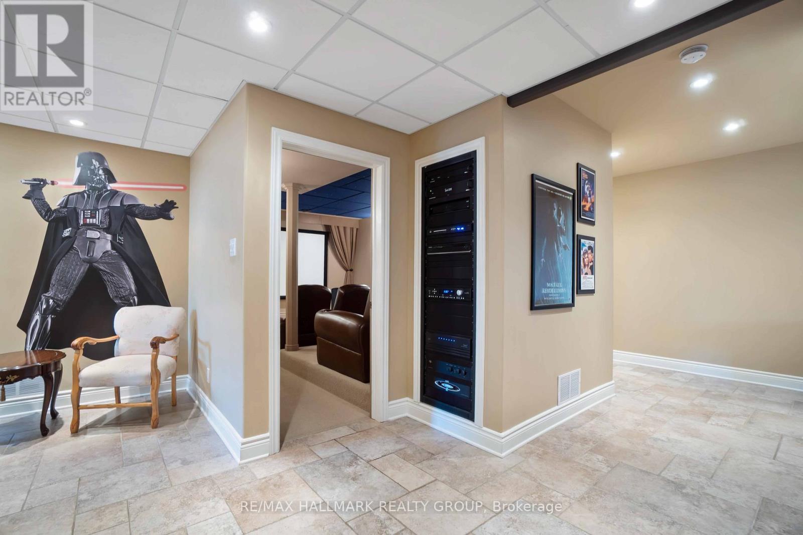 137 Goodman Drive, Ottawa, ON - Indoor Photo Showing Other Room