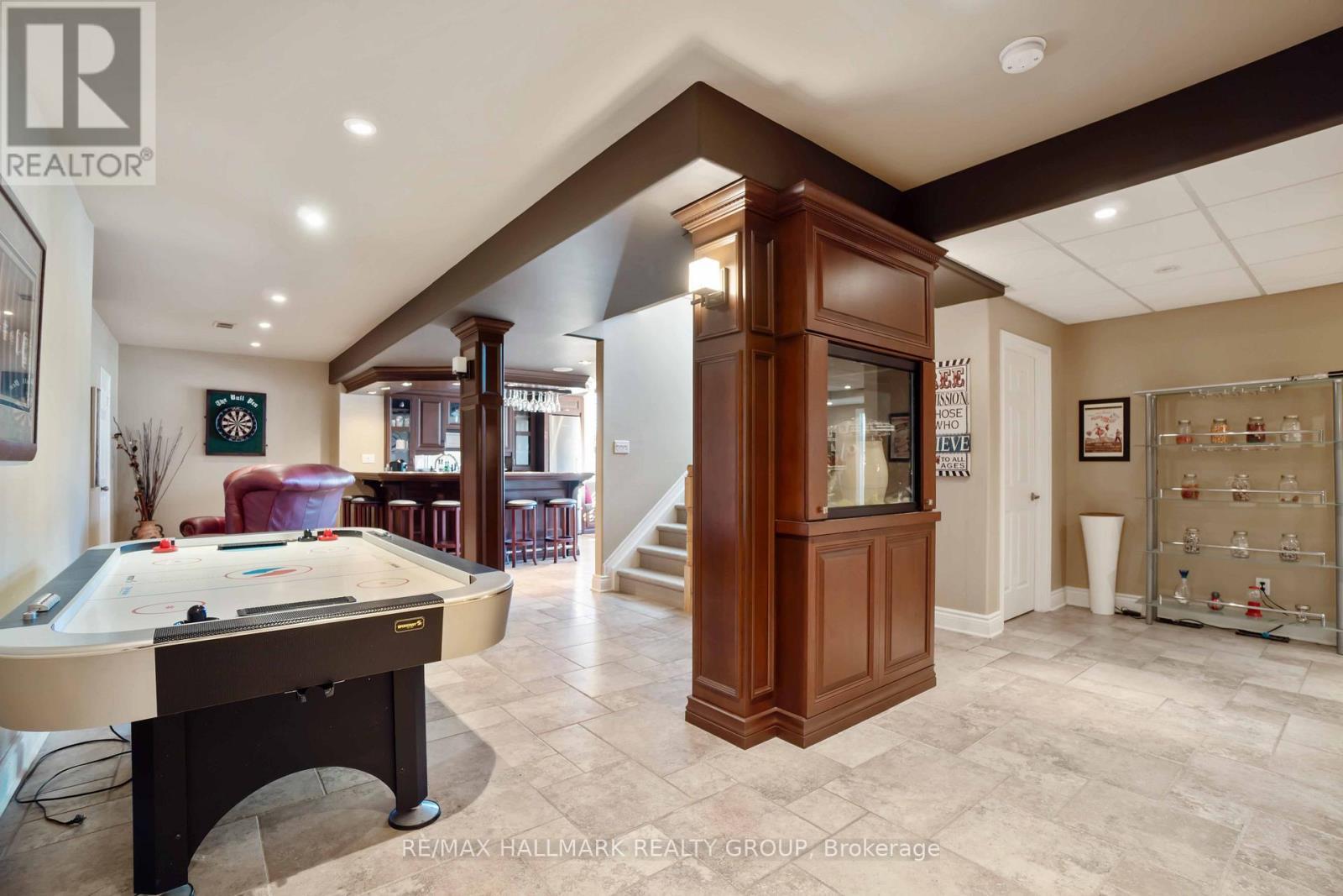 137 Goodman Drive, Ottawa, ON - Indoor Photo Showing Other Room