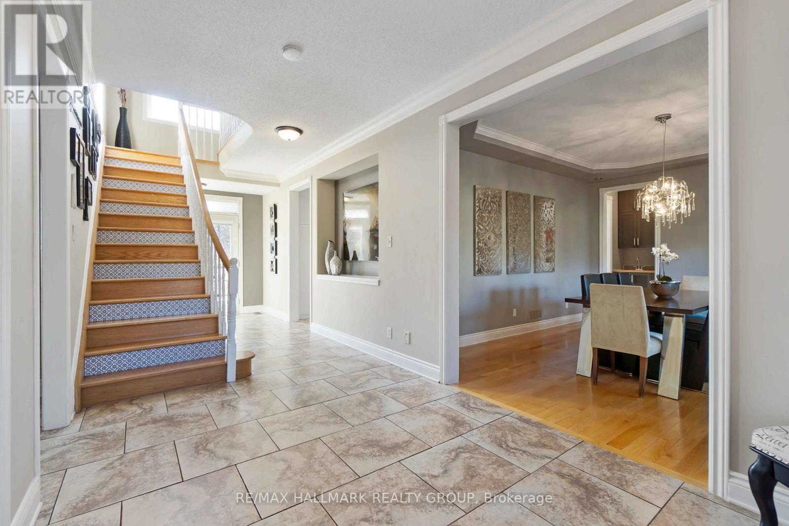 137 Goodman Drive, Ottawa, ON - Indoor Photo Showing Other Room