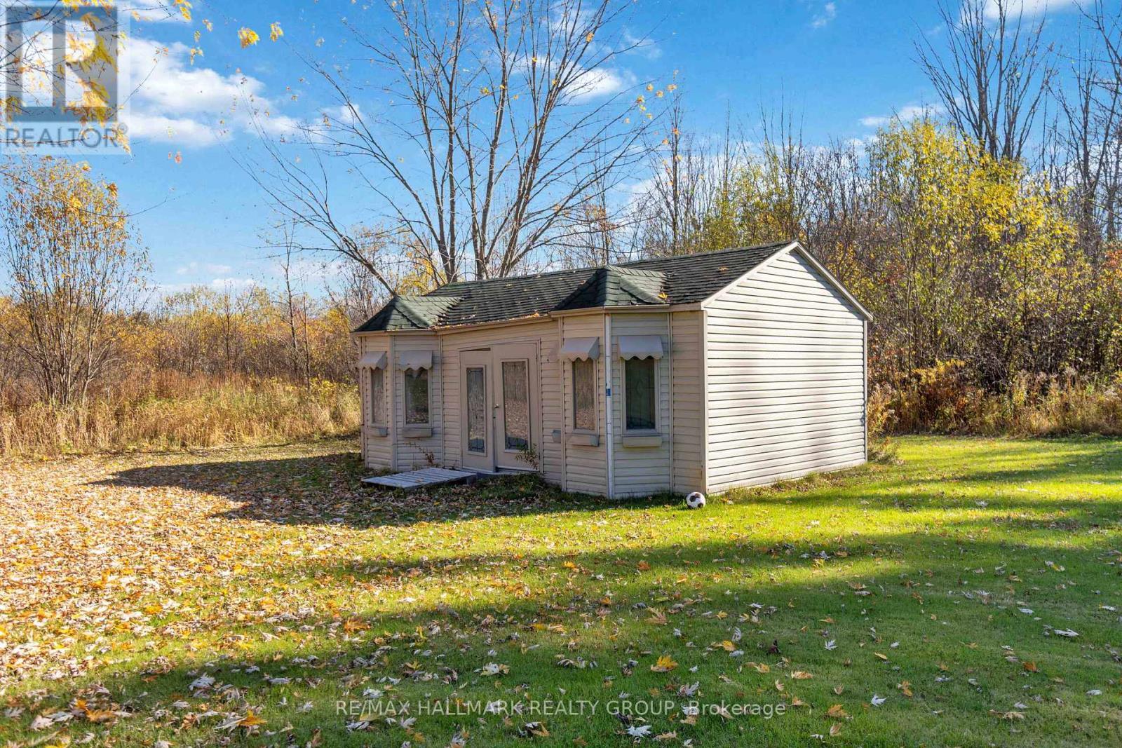 137 Goodman Drive, Ottawa, ON - Outdoor