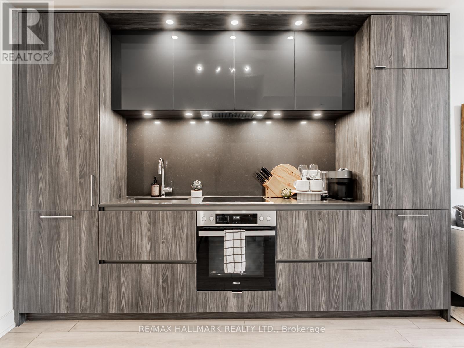 419 - 15 Mercer Street, Toronto, ON - Indoor Photo Showing Other Room