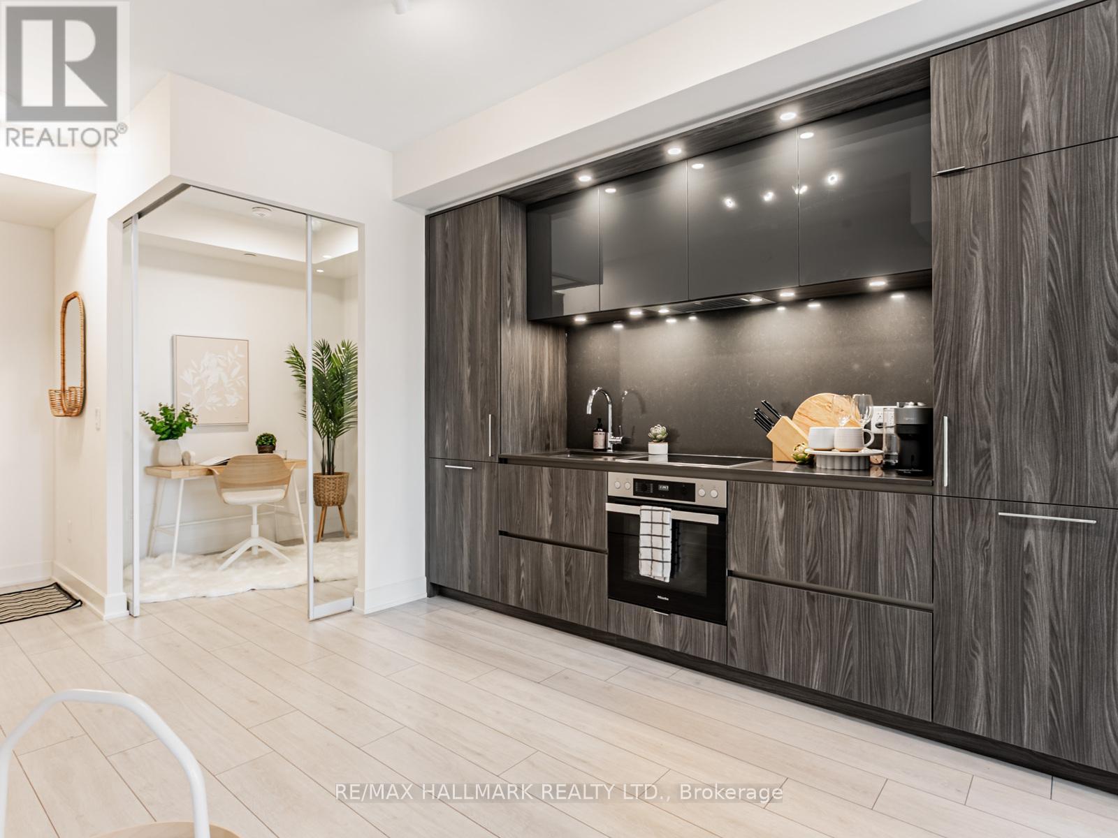 419 - 15 Mercer Street, Toronto, ON - Indoor