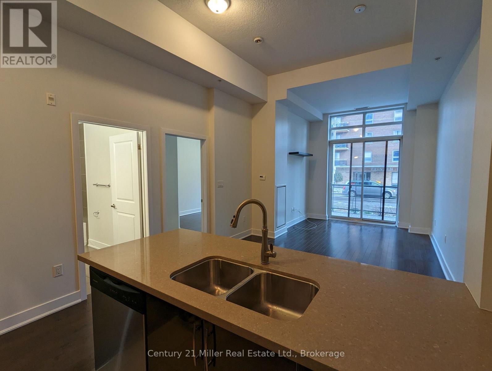 106 - 85 Robinson Street, Hamilton (Durand), ON - Indoor Photo Showing Kitchen With Double Sink