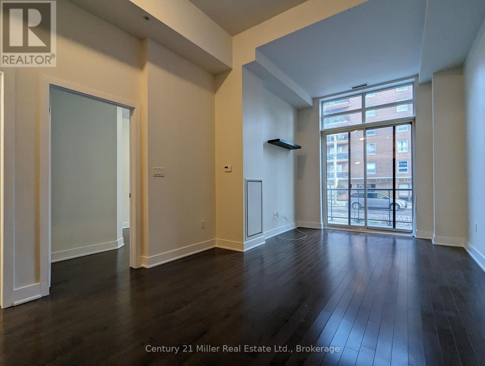 106 - 85 Robinson Street, Hamilton (Durand), ON - Indoor Photo Showing Other Room