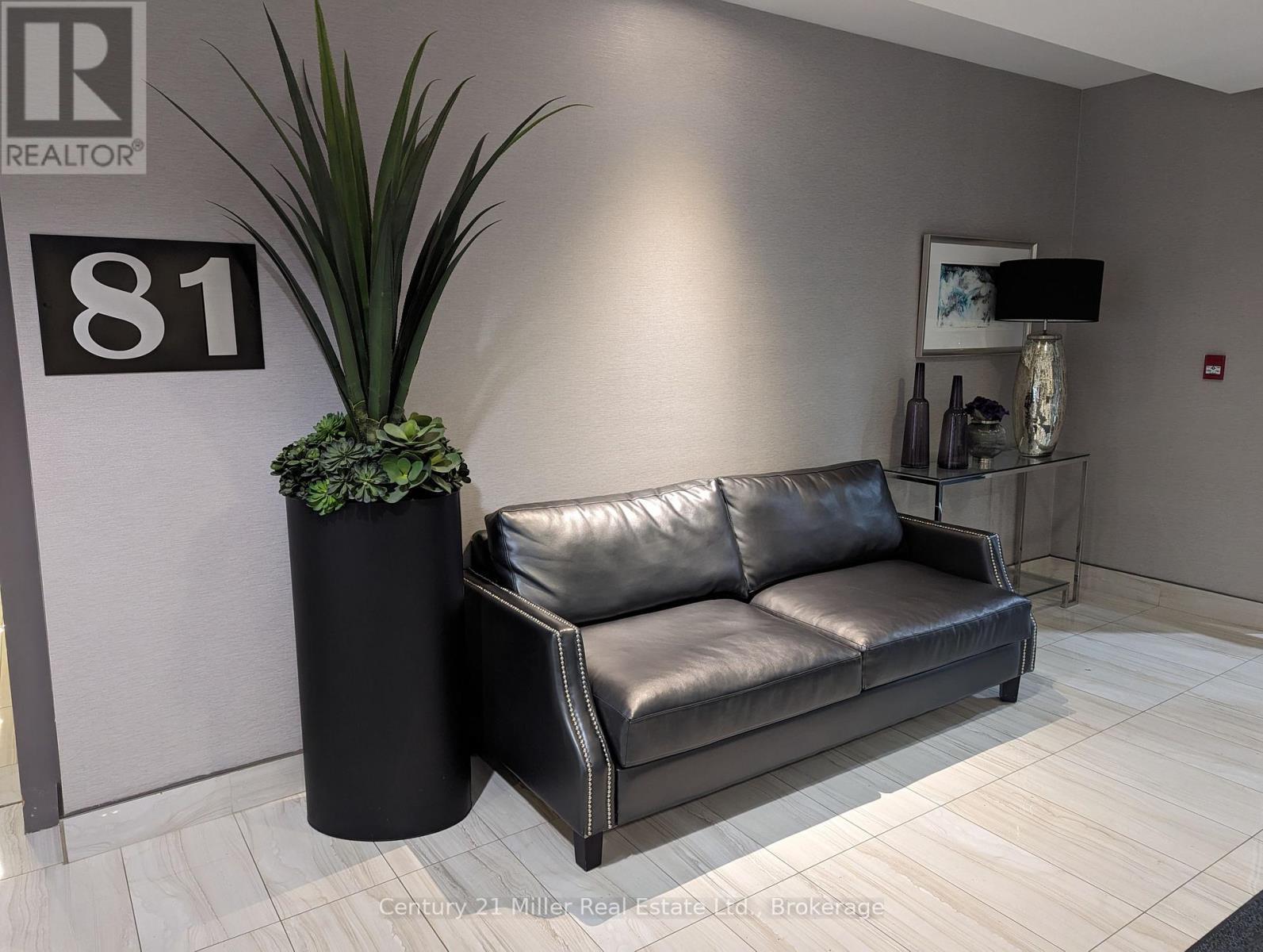 106 - 85 Robinson Street, Hamilton (Durand), ON - Indoor