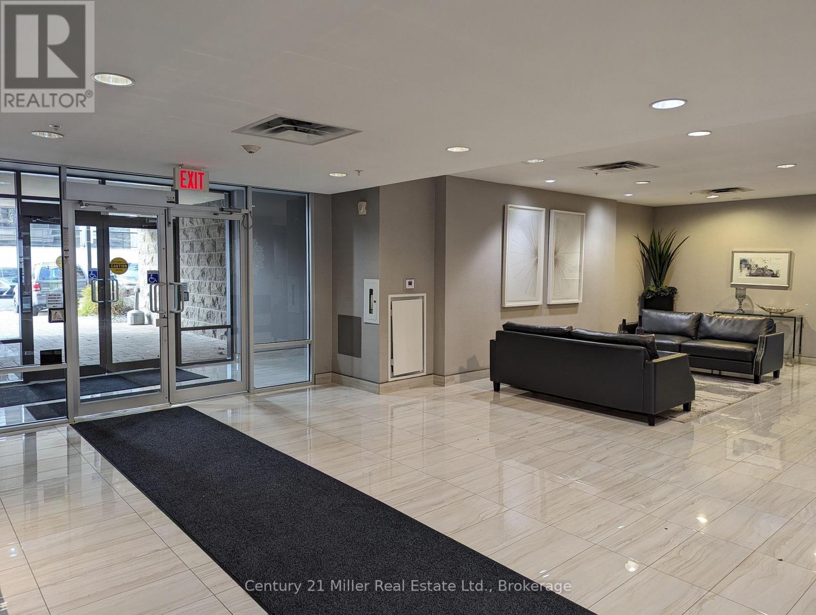 106 - 85 Robinson Street, Hamilton (Durand), ON - Indoor Photo Showing Other Room