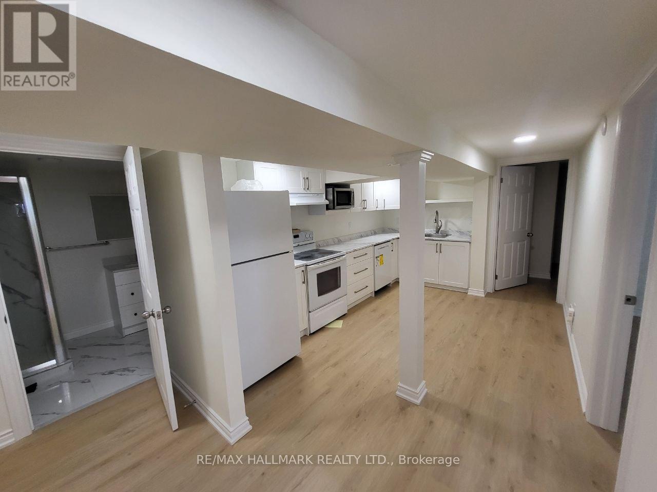 Lower - 10 Johnson Road, Aurora, ON - Indoor