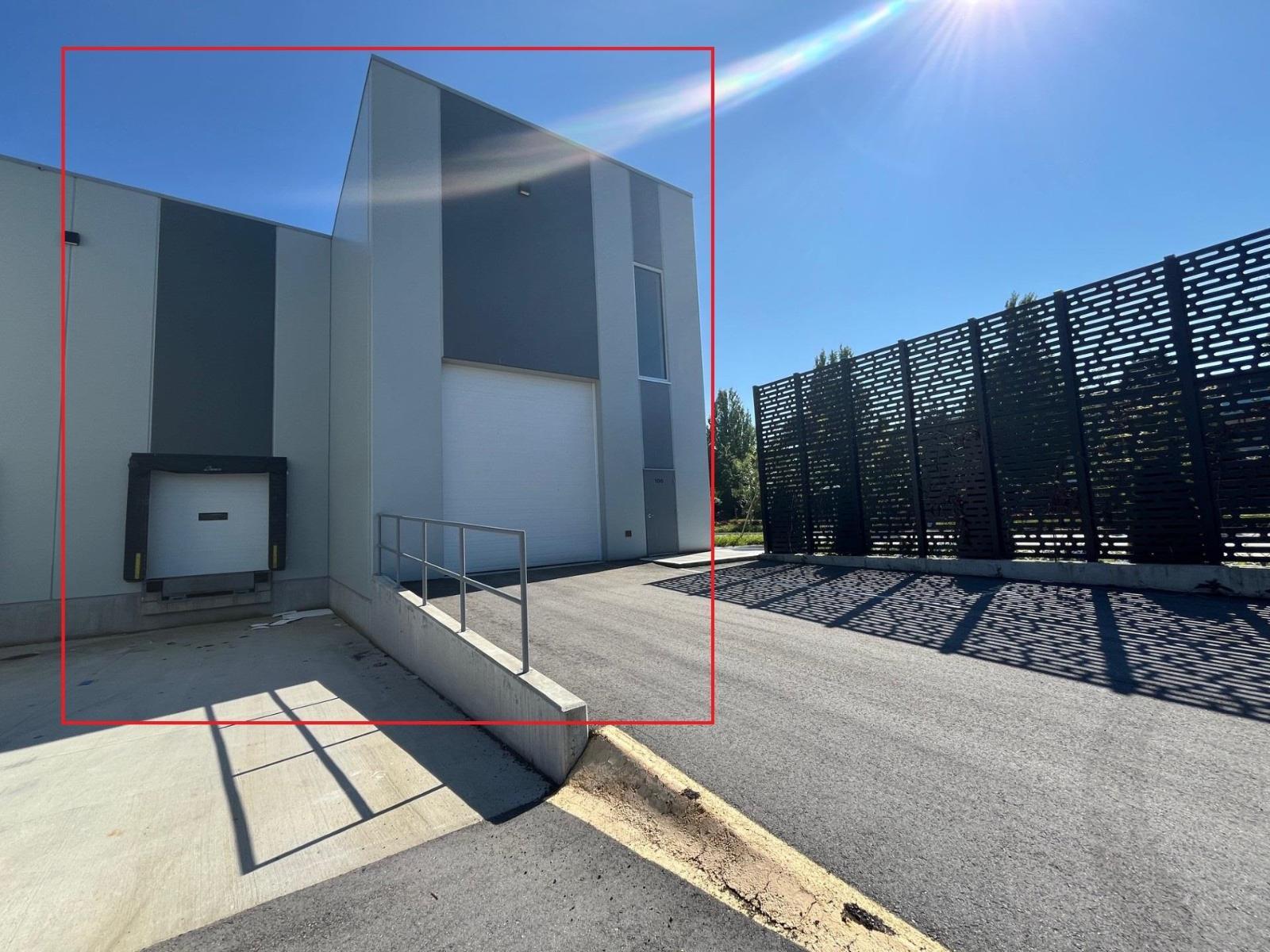 100 15355 68 Avenue, Surrey, BC