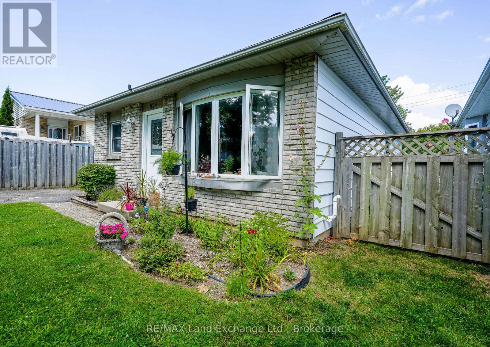 824 Andrew Malcolm Drive, Kincardine, ON - Outdoor