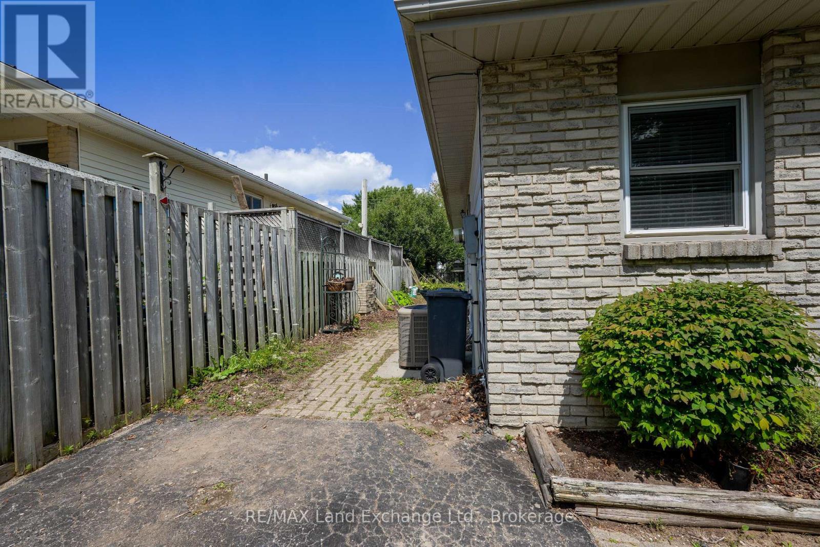 824 Andrew Malcolm Drive, Kincardine, ON - Outdoor