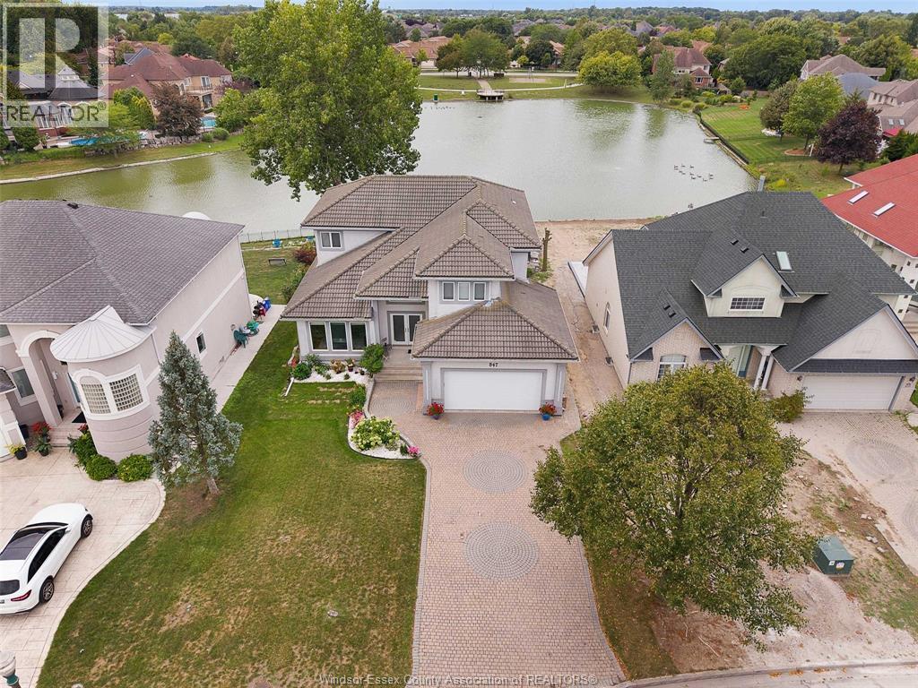 847 Lake Shore Drive, Windsor, ON - Outdoor With Body Of Water With View