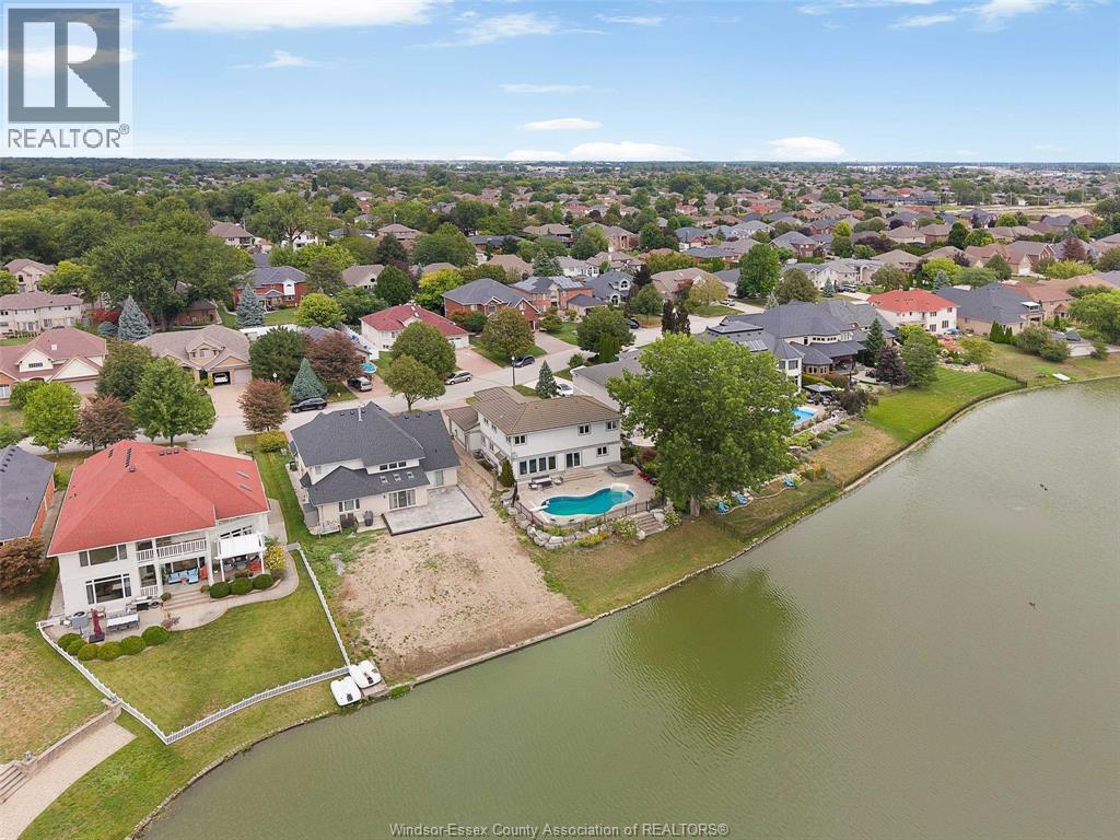 847 Lake Shore Drive, Windsor, ON - Outdoor With Body Of Water With View