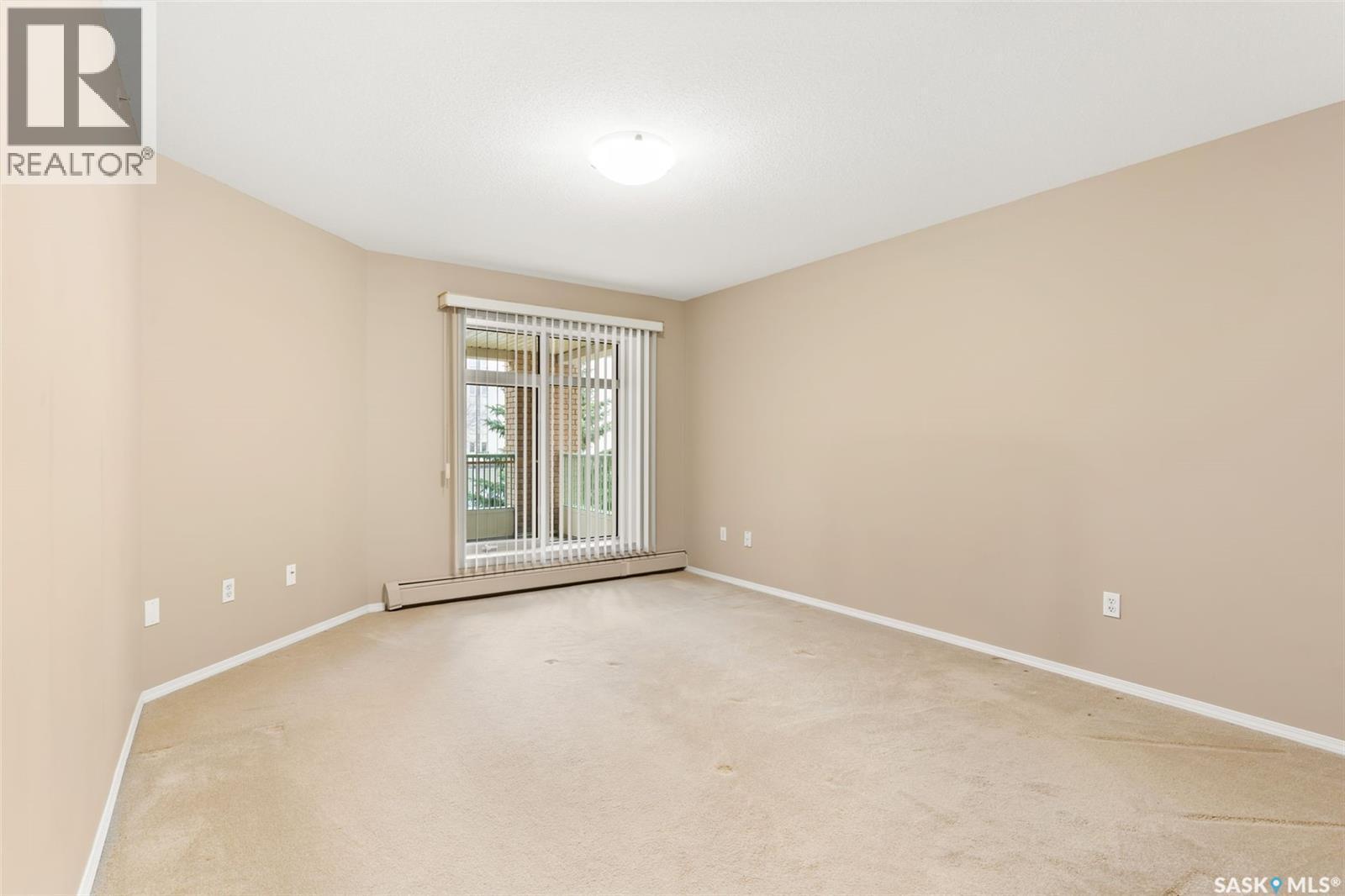 323 2330 Hamilton Street, Regina, SK - Indoor Photo Showing Other Room